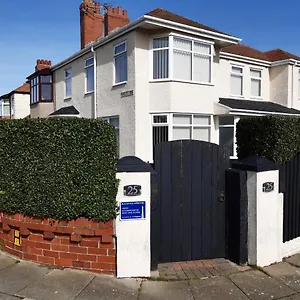 Lodge Abode - Caxton, Blackpool